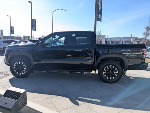 Used 2023 Nissan Frontier PRO-4X w/ Pro Convenience Package image 9