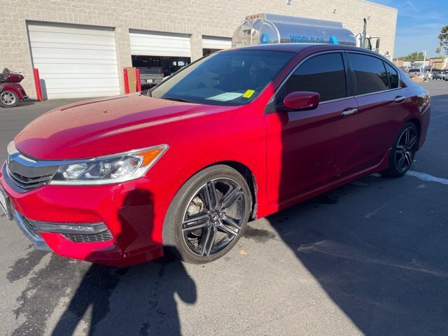 Used 2017 Honda Accord Sport image 4