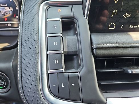 Certified 2023 GMC Yukon SLT AWD/4WD image 25