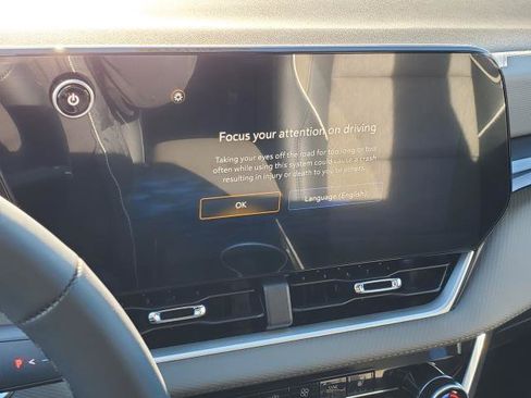 New 2026 Chevrolet Equinox LT image 14