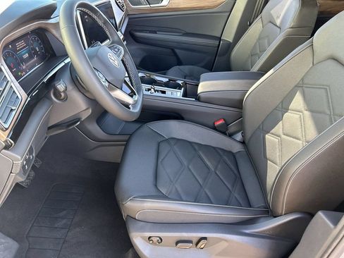 New 2026 Volkswagen Atlas SE FWD image 15