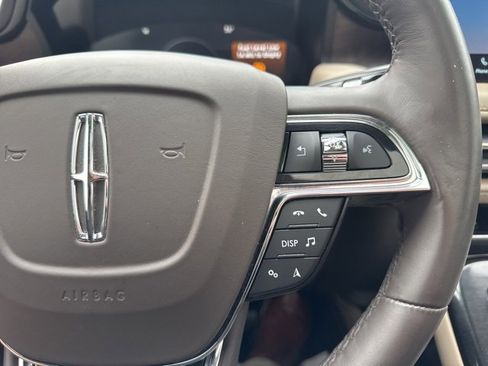 Used 2022 Lincoln Nautilus Reserve image 27