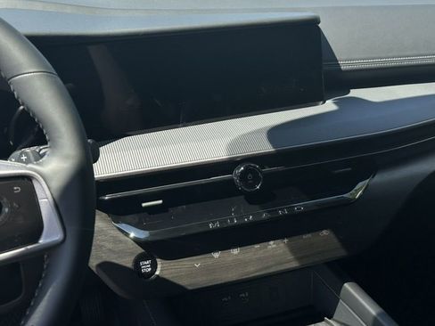 New 2025 Nissan Murano SV image 17