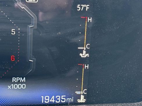 Used 2023 Chevrolet Colorado W/T image 10