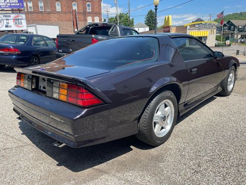 Used 1992 Chevrolet Camaro RS RWD image 7