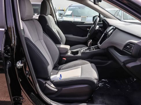 Used 2023 Subaru Outback Premium image 13