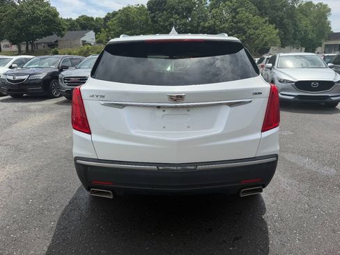 Used 2017 Cadillac XT5 FWD image 11
