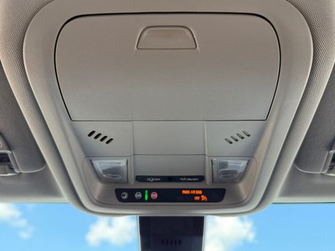 Used 2020 GMC Terrain SLE w/ Driver Convenience Package FWD image 63