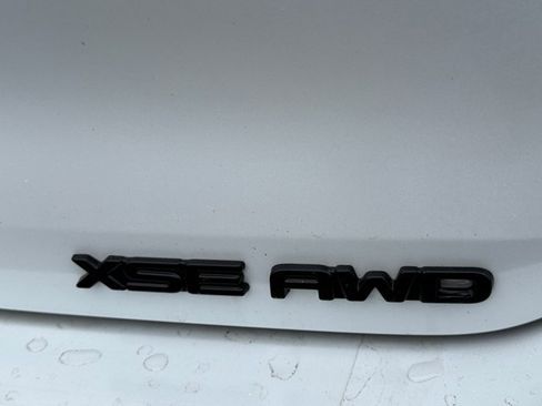 Certified 2024 Toyota Highlander XSE image 16