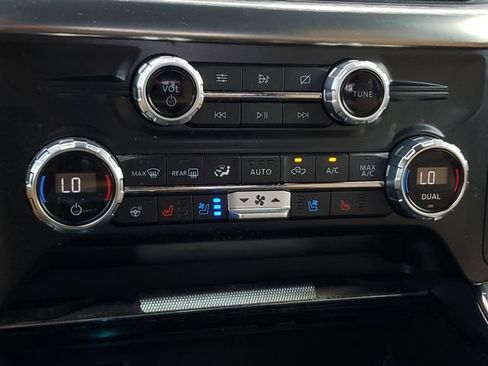 Used 2021 Ford F150 Lariat w/ Equipment Group 502A High AWD/4WD image 34