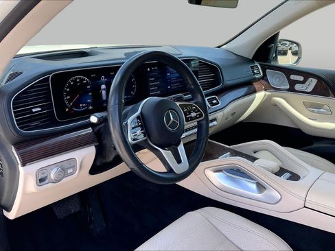 Used 2022 Mercedes-Benz GLS 450 4MATIC image 18