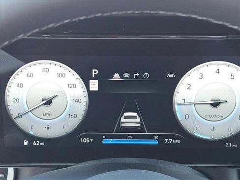 New 2025 Hyundai Elantra Limited image 13