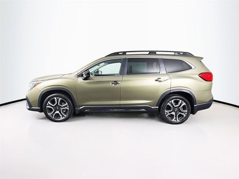 Used 2024 Subaru Ascent Touring image 4
