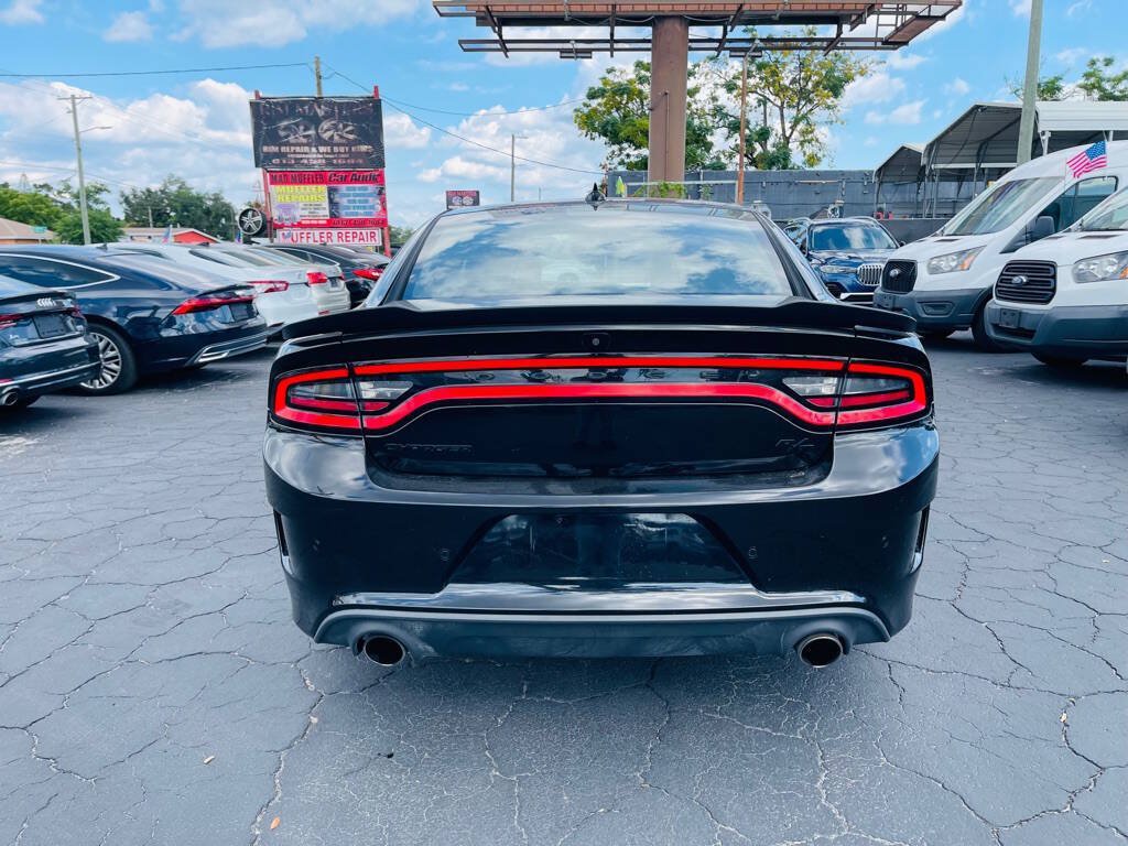Used 2022 Dodge Charger R/T w/ Blacktop Package RWD image 10