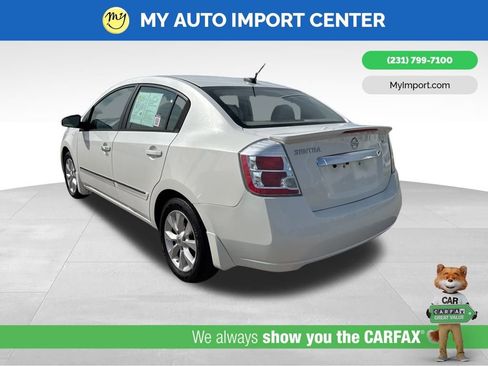 Used 2011 Nissan Sentra 2.0 SL w/ Navigation Pkg image 5