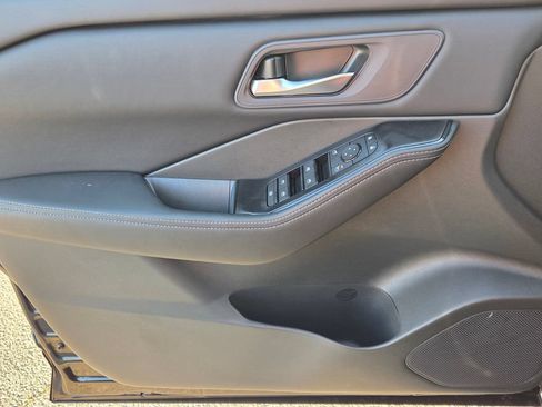 New 2026 Nissan Rogue SV FWD image 25