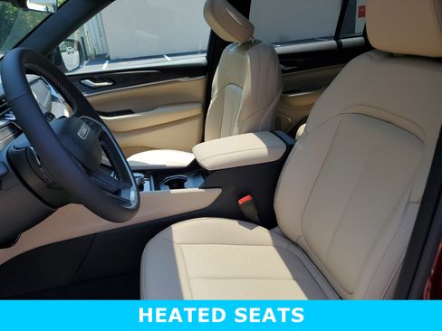 New 2025 Jeep Grand Cherokee Limited image 25