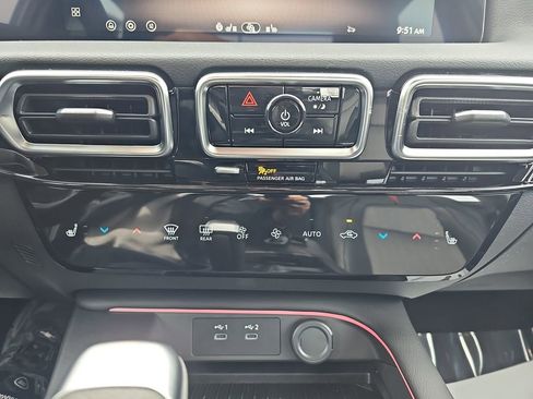 New 2026 Nissan Sentra SR w/ SR Premium Package image 25