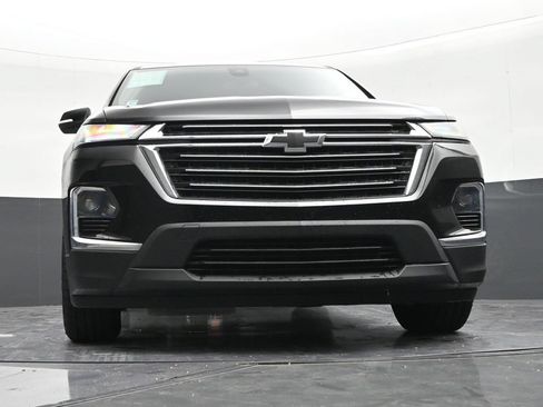 Used 2022 Chevrolet Traverse LT FWD image 27