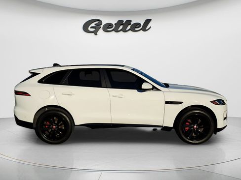 Used 2021 Jaguar F-PACE S image 3