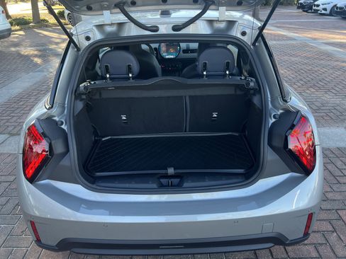 Certified 2025 MINI Cooper S image 32