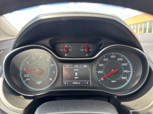 Used 2018 Chevrolet Cruze LT image 19