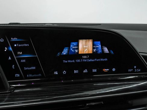 Used 2021 Cadillac Escalade Sport RWD image 27