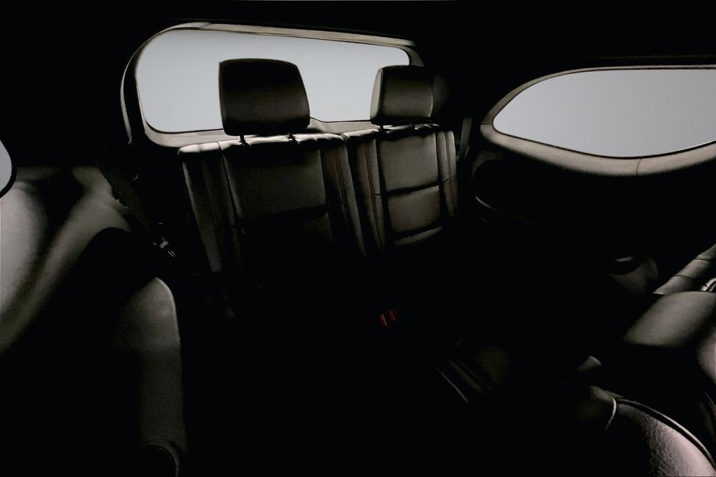 Used 2023 Dodge Durango GT AWD/4WD image 18