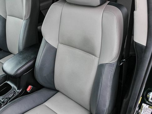 Used 2013 Toyota RAV4 Limited FWD image 27