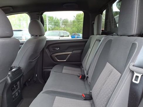 Certified 2024 Nissan Titan SV w/ SV Bronze Edition Package AWD/4WD image 6