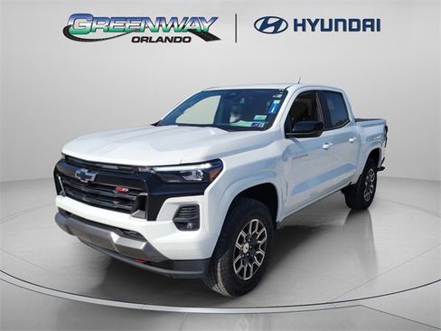 Used 2023 Chevrolet Colorado Z71 w/ Z71 Convenience Package 2 image 2