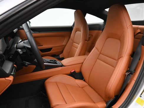 Certified 2026 Porsche 911 Carrera image 5