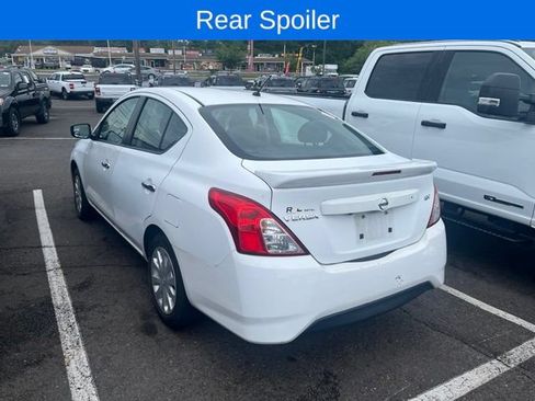 Used 2019 Nissan Versa SV FWD image 3