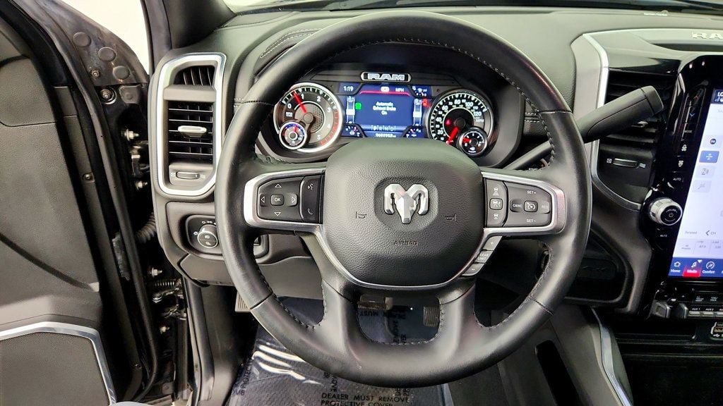 Used 2023 RAM 2500 Laramie AWD/4WD image 13