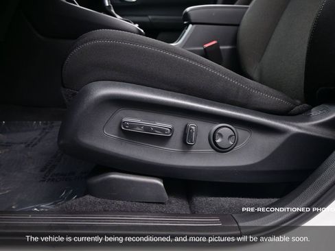 Used 2025 Honda CR-V EX image 22