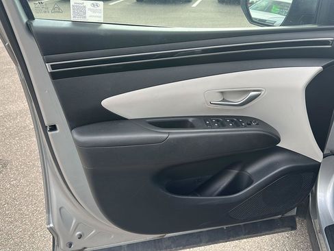Certified 2024 Hyundai Tucson SEL AWD/4WD image 11