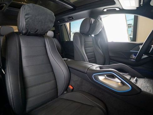 New 2026 Mercedes-Benz GLS 580 GLS 580 image 12