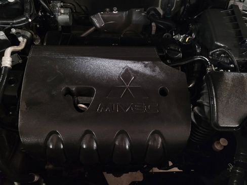 Used 2020 Mitsubishi Outlander SEL image 30