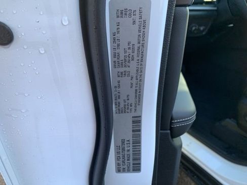 New 2025 Jeep Grand Cherokee L Altitude image 38