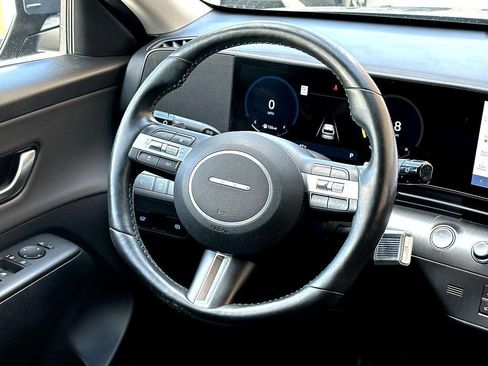 Used 2024 Hyundai Kona Limited FWD image 34