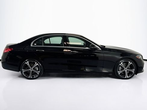 Used 2025 Mercedes-Benz C 300 Sedan image 4