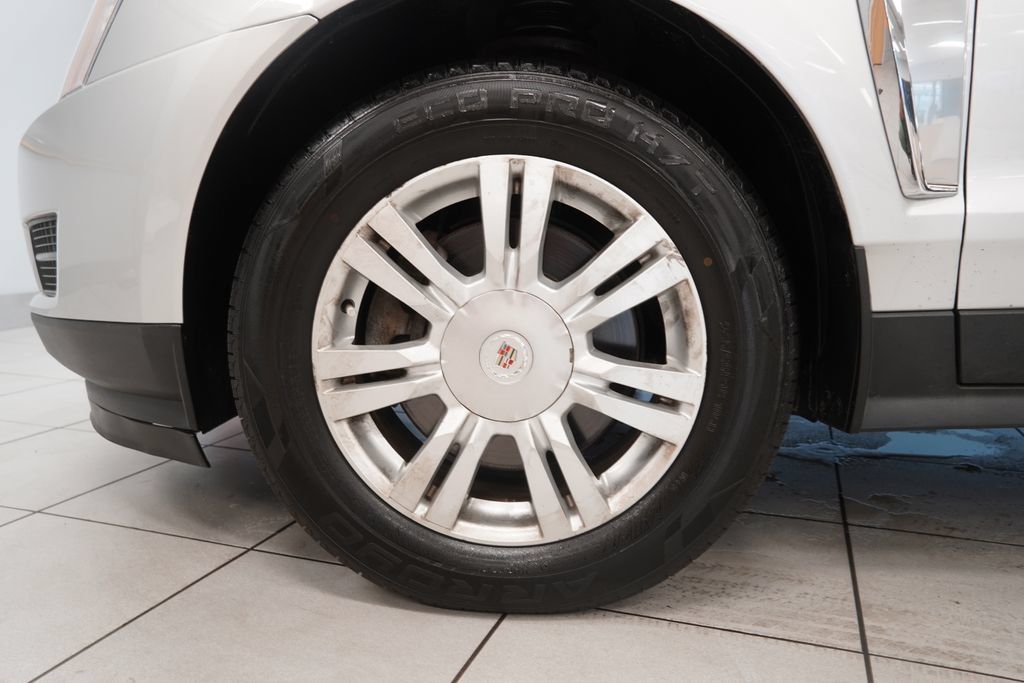 Used 2015 Cadillac SRX FWD image 15