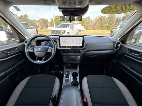 Used 2025 Ford Bronco Sport Big Bend w/ Convenience Package image 12