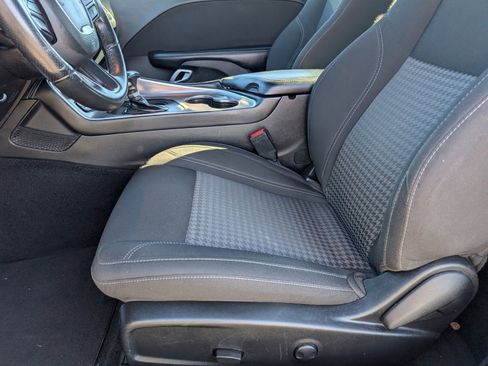 Used 2022 Dodge Challenger SXT w/ Blacktop Package image 6