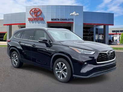 Used 2021 Toyota Highlander XLE