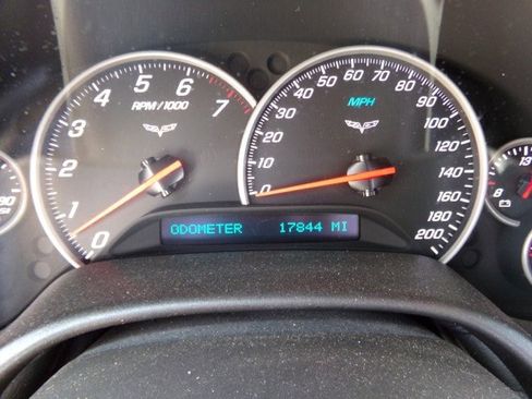 Used 2007 Chevrolet Corvette Coupe RWD image 19