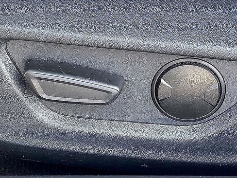 Used 2024 Ford Mustang GT Premium image 13