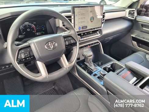Used 2024 Toyota Tundra Limited image 9