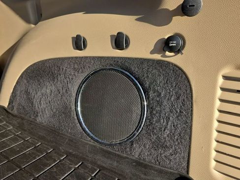 Used 2019 Jeep Grand Cherokee Limited w/ Luxury Group II image 53