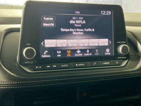 Used 2024 Nissan Rogue S image 28